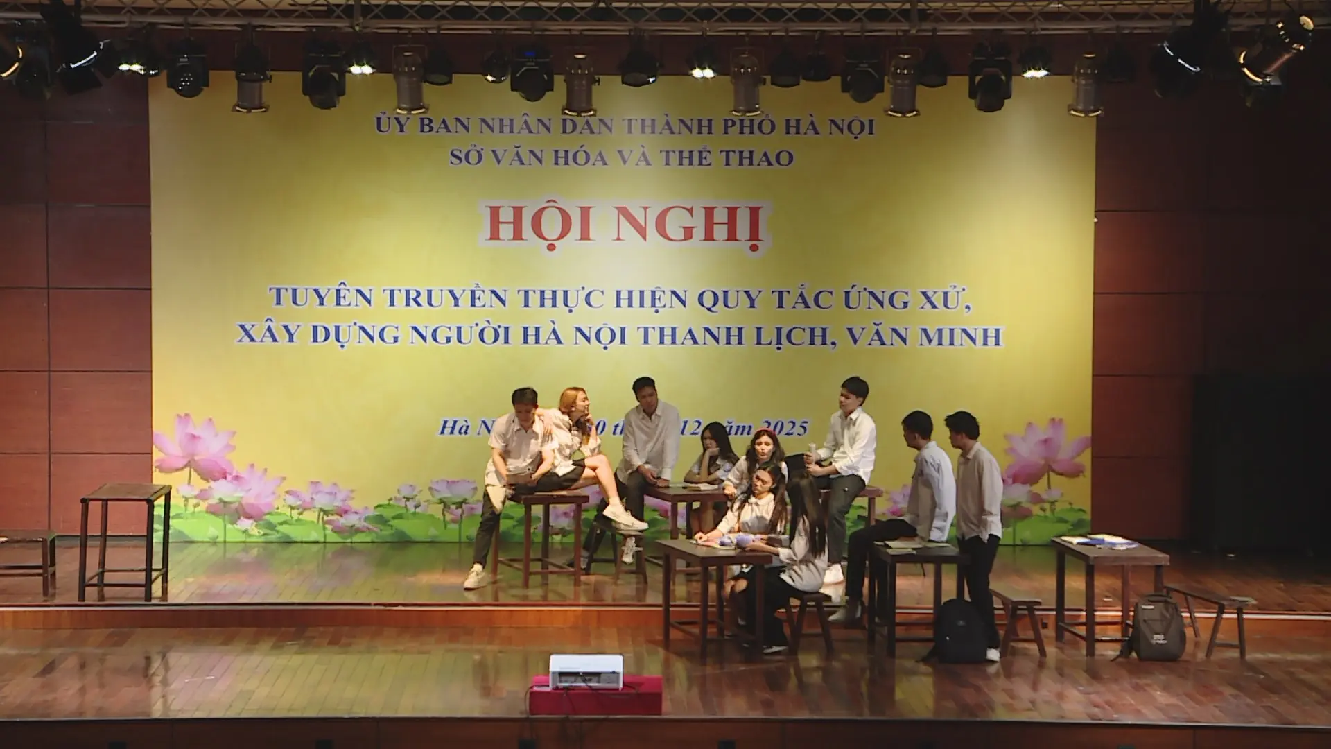 Lan tỏa quy tắc ứng xử, xây dựng người Hà Nội thanh lịch